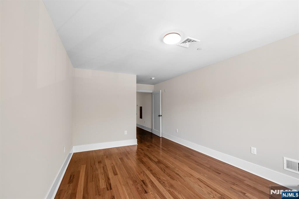 162 Closter Dock Road, Unit A Closter, NJ 07624 - Photo 14 of 37