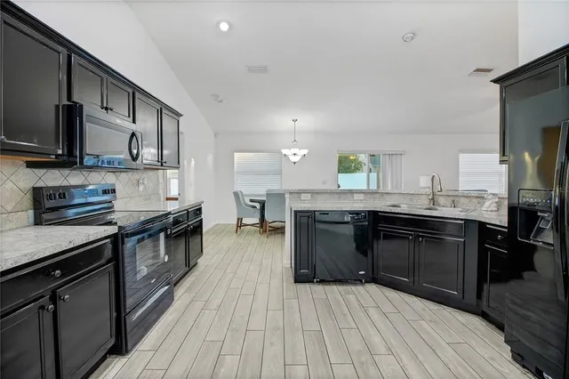 $309,000 | 314 Stone Castle Loop, Lady Lake, FL 32159