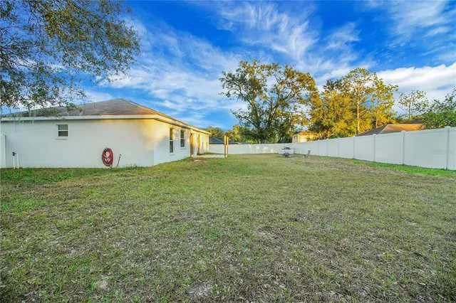 $309,000 | 314 Stone Castle Loop, Lady Lake, FL 32159