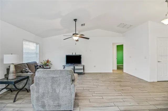 $309,000 | 314 Stone Castle Loop, Lady Lake, FL 32159