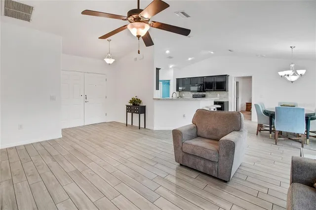 $309,000 | 314 Stone Castle Loop, Lady Lake, FL 32159