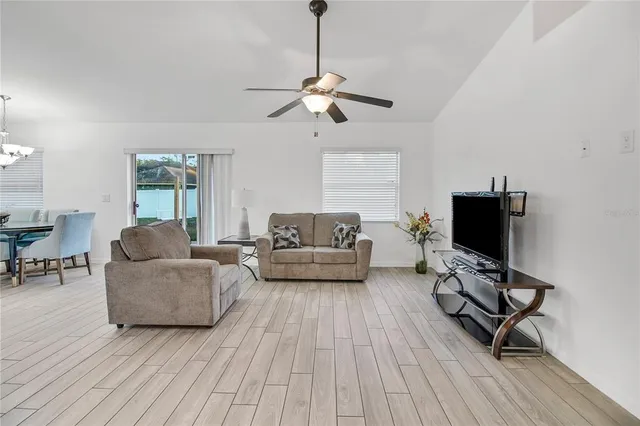 $309,000 | 314 Stone Castle Loop, Lady Lake, FL 32159