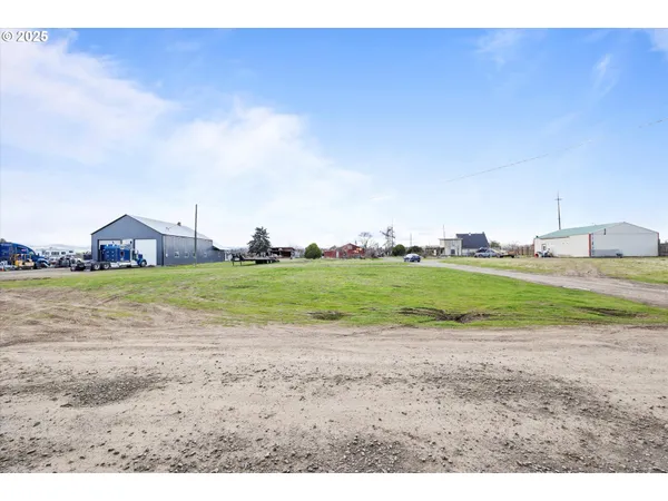 $465,000 | 84375 Highway 11, Milton Freewater, OR 97862