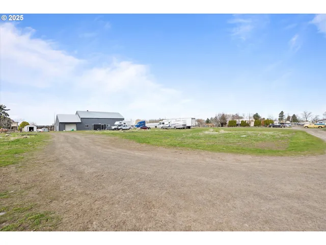 $485,000 | 84375 Highway 11, Milton Freewater, OR 97862