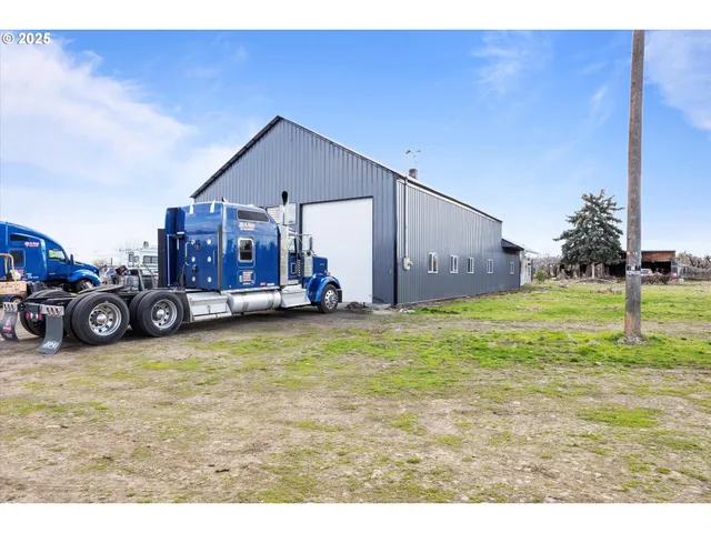 $485,000 | 84375 Highway 11, Milton Freewater, OR 97862