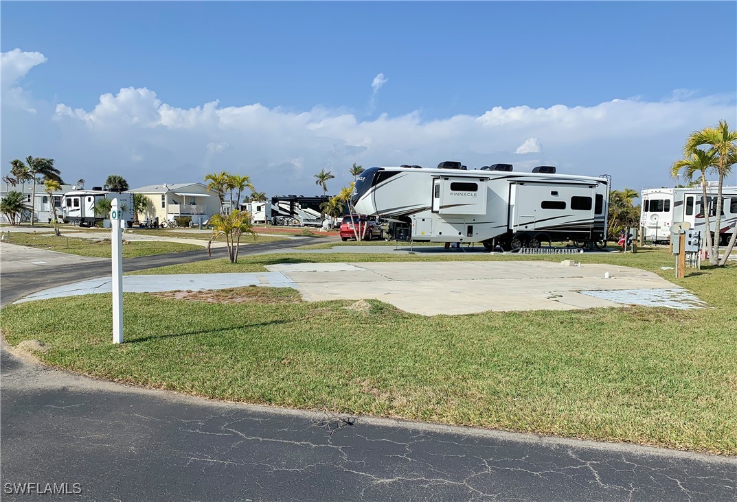 19681 Summerlin Road, Unit 97F Fort Myers, FL 33908 - Photo 6 of 17 Gallery Image 6