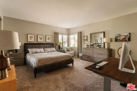 $629,000 | 15023 Sherman Way, Unit E, Van Nuys, CA 91405
