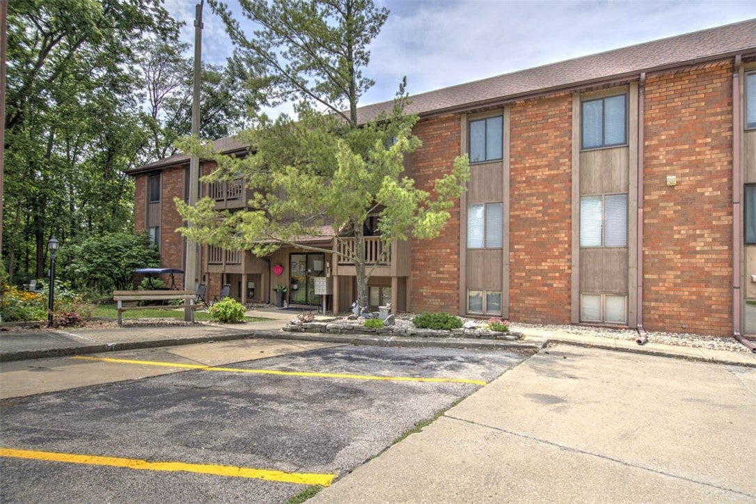 421 Woodside Trail Decatur, IL 62521 - Photo 13 of 14 Gallery Image 13