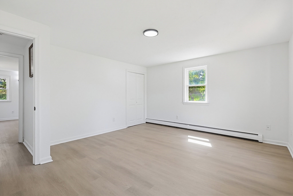 9 Scraggy Neck Rd Extension Bourne, MA 02534 - Photo 14 of 42