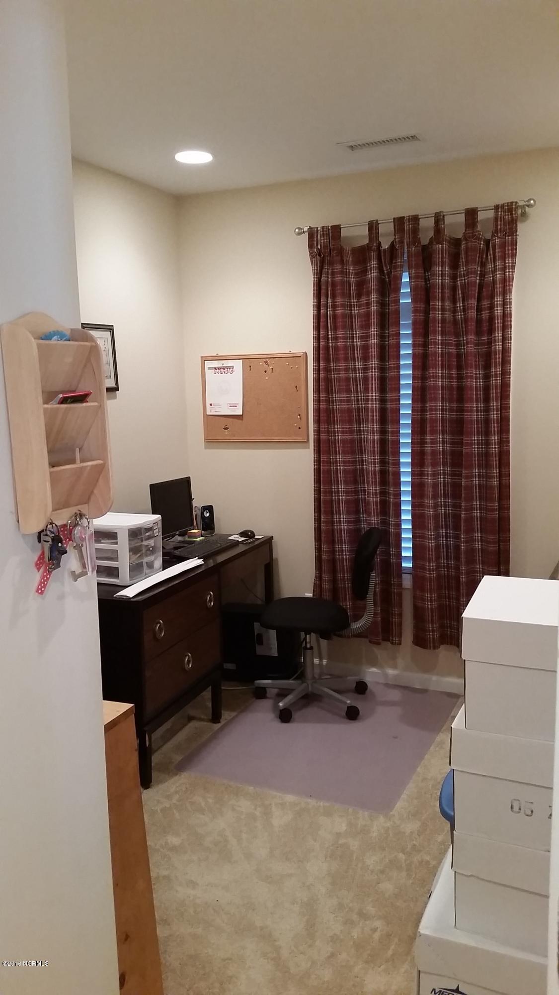 740 Sloop Point Road Hampstead, NC 28443 - Photo 21 of 27 20160718_175933