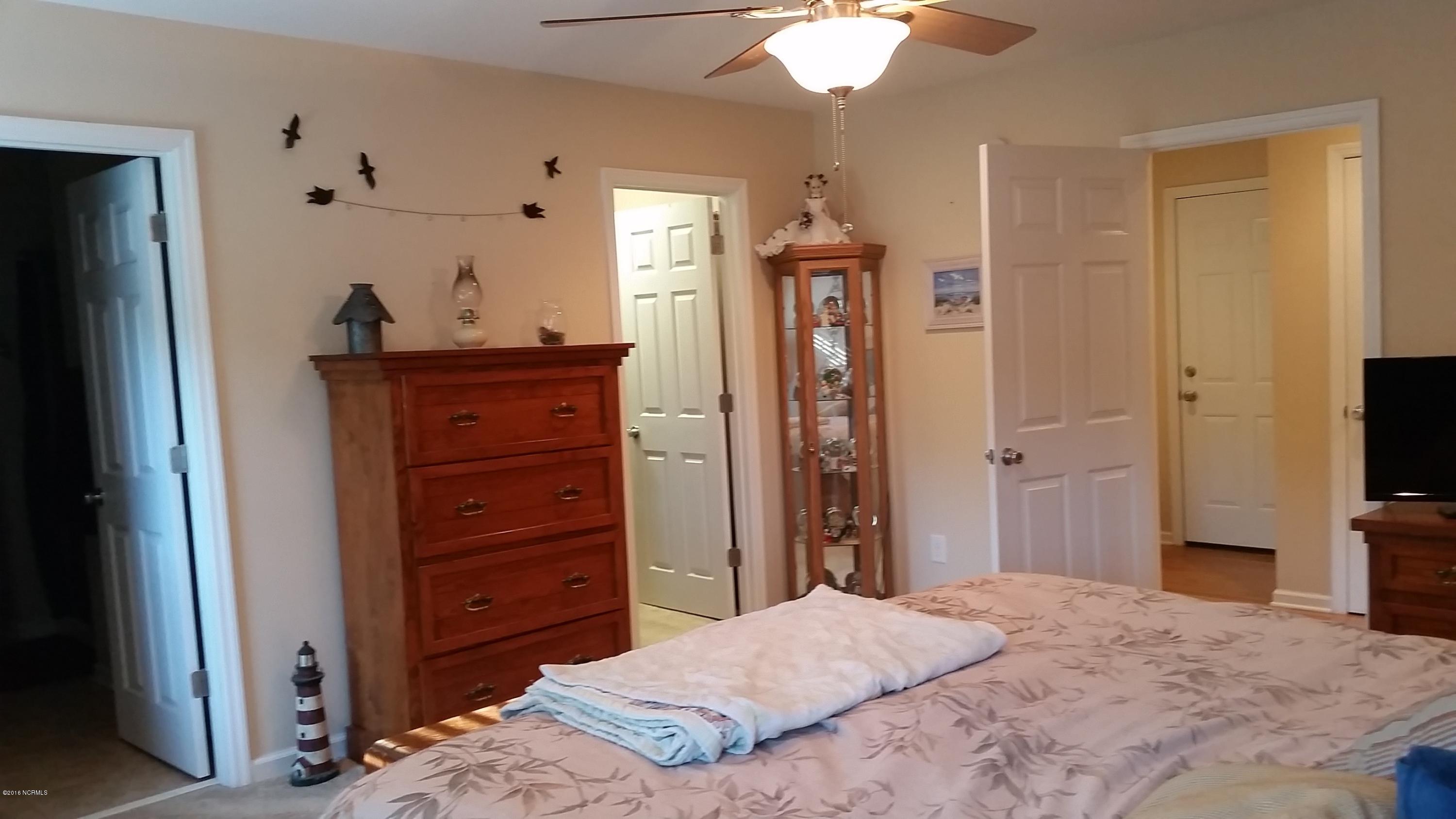740 Sloop Point Road Hampstead, NC 28443 - Photo 24 of 27 20160718_180358