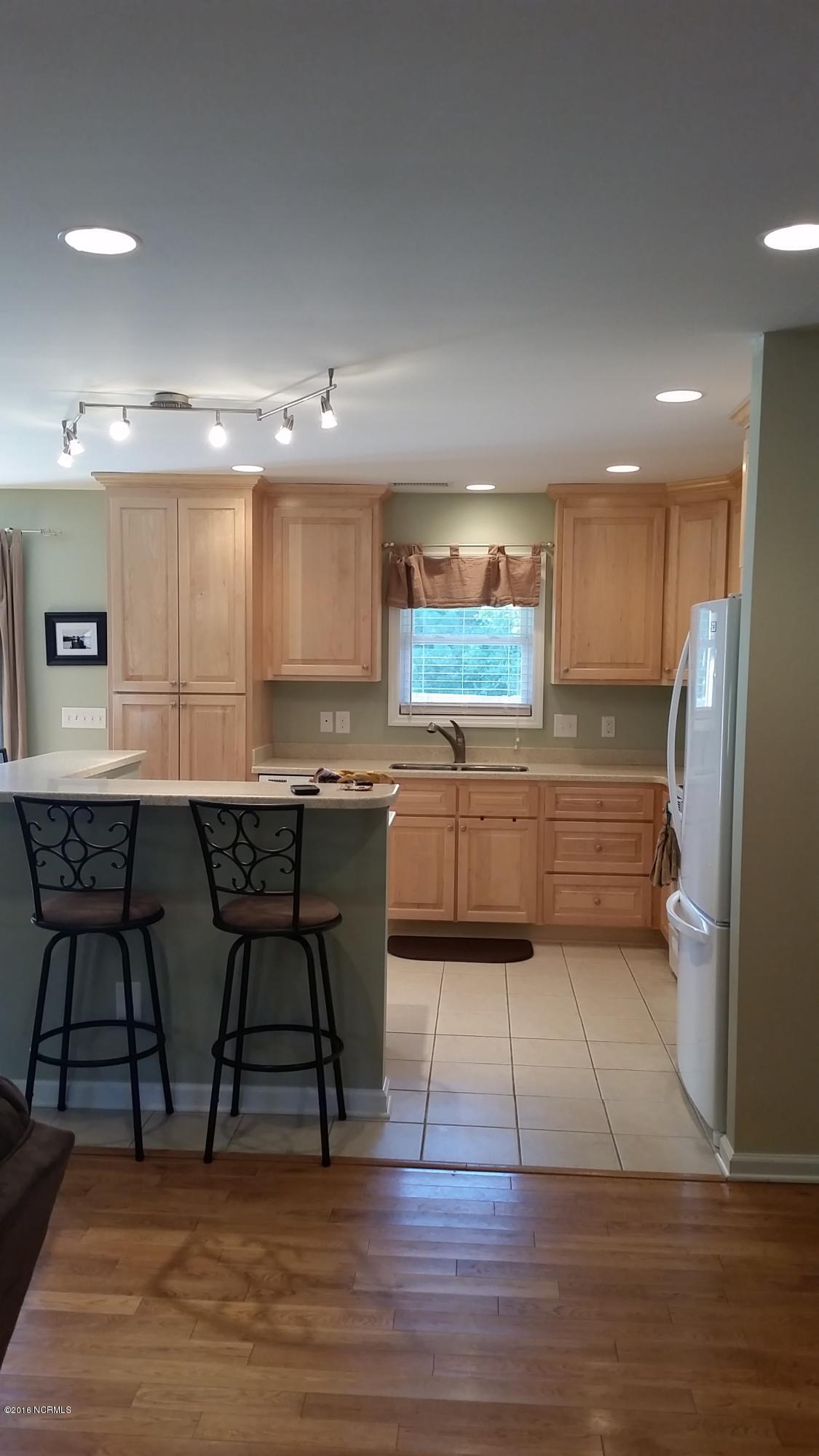 740 Sloop Point Road Hampstead, NC 28443 - Photo 6 of 27 20160718_175820