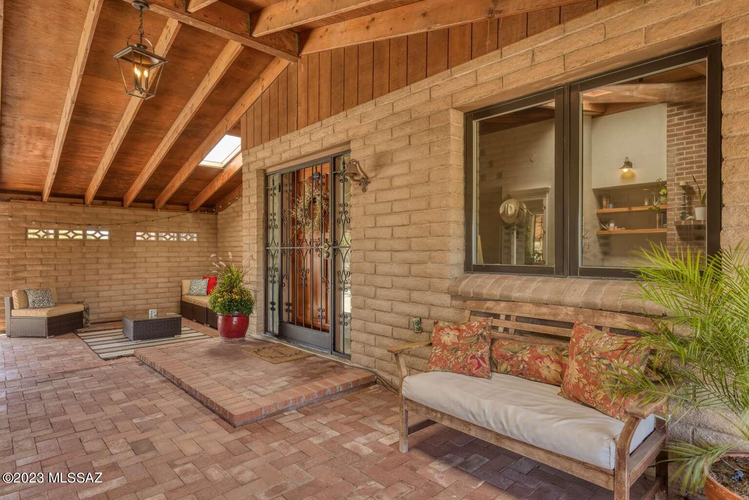 2941 West Goret Road Tucson, AZ 85745 - Photo 4 of 50 Gallery Image 4