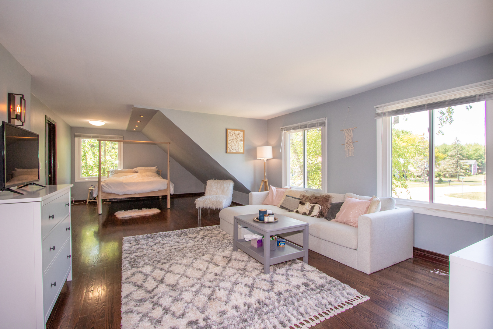 151 South Kings Row Barrington, IL 60010 - Photo 13 of 37