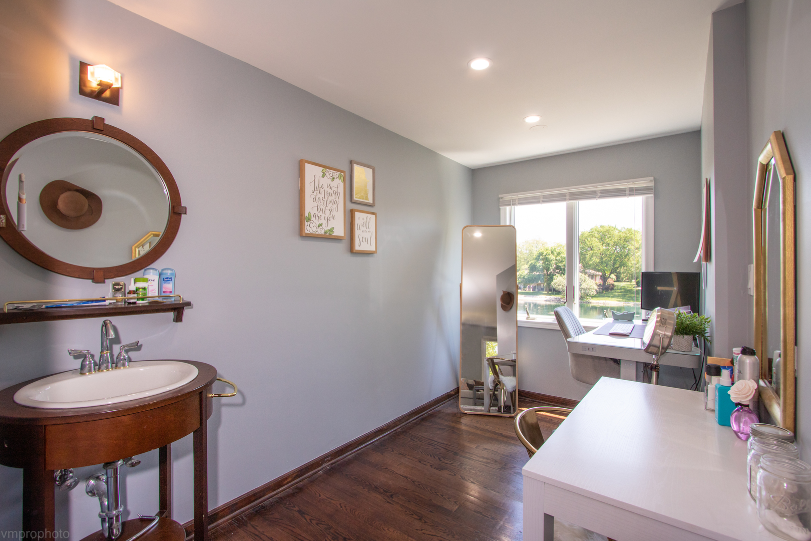 151 South Kings Row Barrington, IL 60010 - Photo 16 of 37