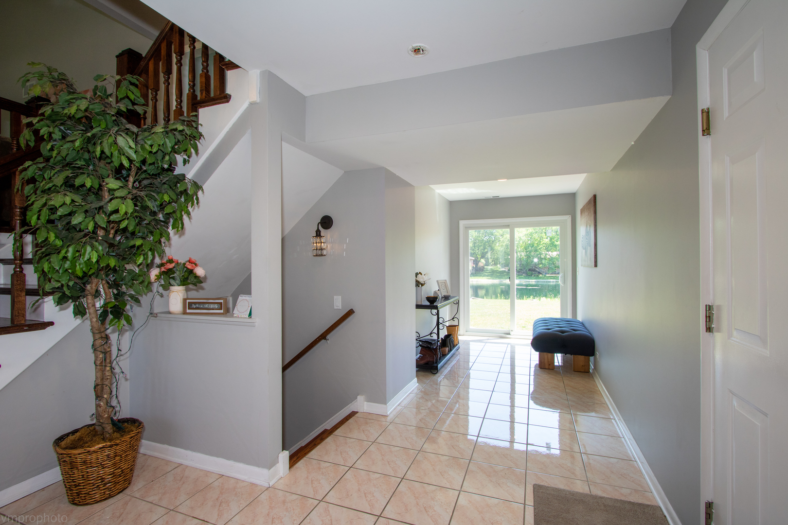 151 South Kings Row Barrington, IL 60010 - Photo 23 of 37