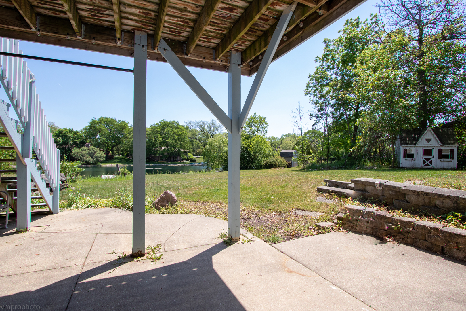 151 South Kings Row Barrington, IL 60010 - Photo 32 of 37