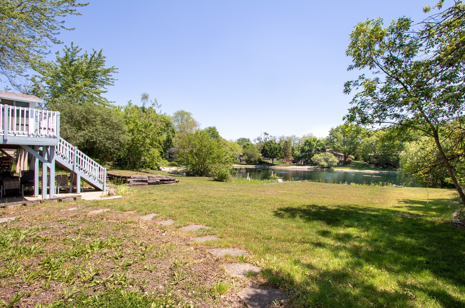 151 South Kings Row Barrington, IL 60010 - Photo 34 of 37