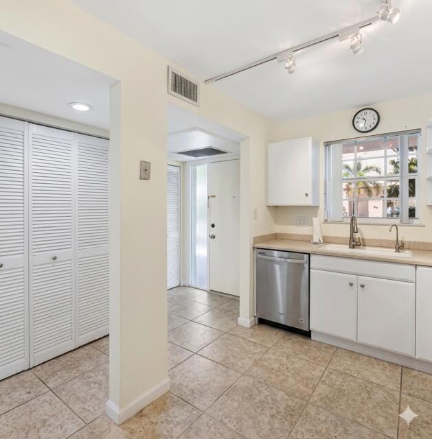 769 Jeffery Street, Unit 2103 Boca Raton, FL 33487 - Photo 3 of 16 IMG5