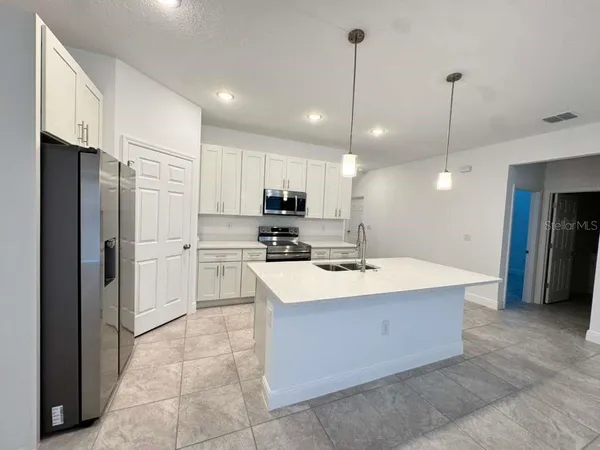 $2,050 | 2692 Southwest 161st Loop, Ocala, FL 34473