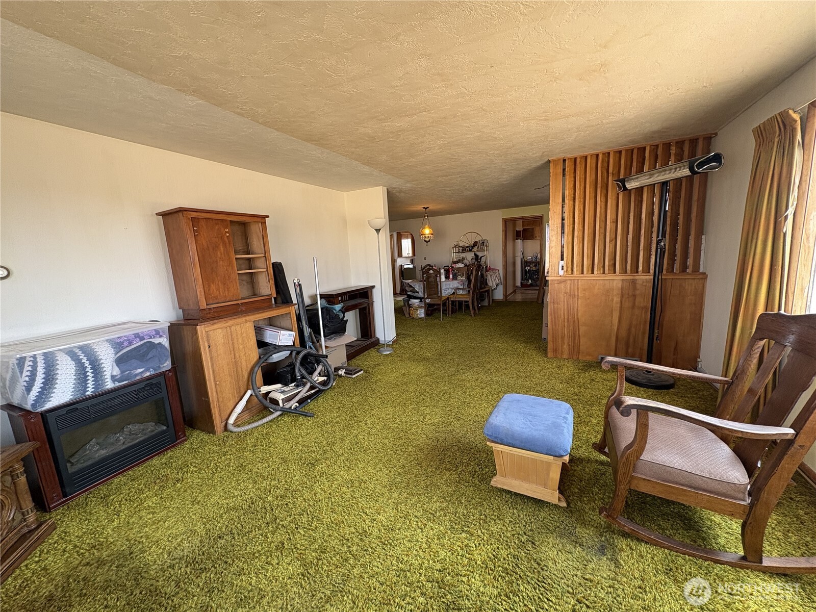 1225 North Marcellus Road Ritzville, WA 99169 - Photo 8 of 40 a view of a room with gym equipment