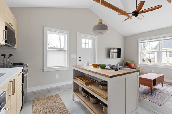 $2,015 | 313 Dacian Avenue, Unit B, Durham, NC 27701