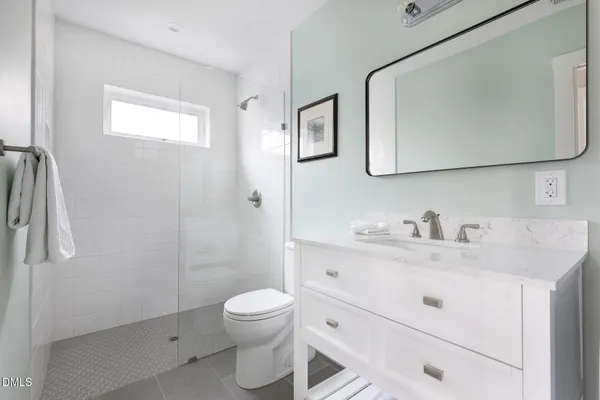 $2,015 | 313 Dacian Avenue, Unit B, Durham, NC 27701