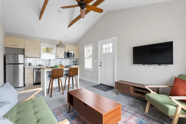 $2,015 | 313 Dacian Avenue, Unit B, Durham, NC 27701