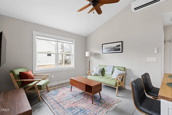 $2,015 | 313 Dacian Avenue, Unit B, Durham, NC 27701