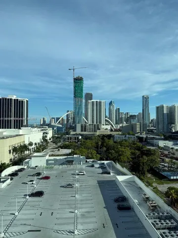 $3,900 | 275 Northeast 18th Street, Unit 1405, Miami, FL 33132