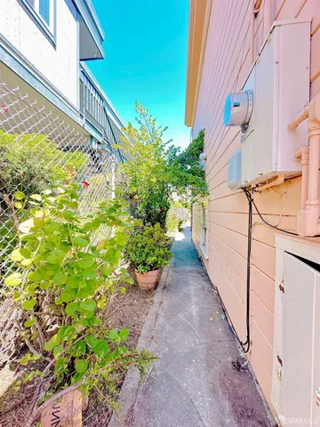 $1,200,000 | 322 Commercial Avenue, South San Francisco, CA 94080