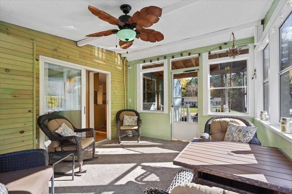 170 Shepard Road Sturbridge, MA 01566 - Photo 32 of 41 a living room with furniture