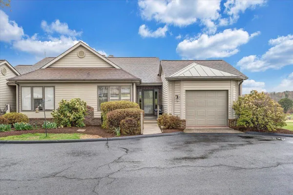 $529,000 | 66 Scarlet Street, Hardy, VA 24101