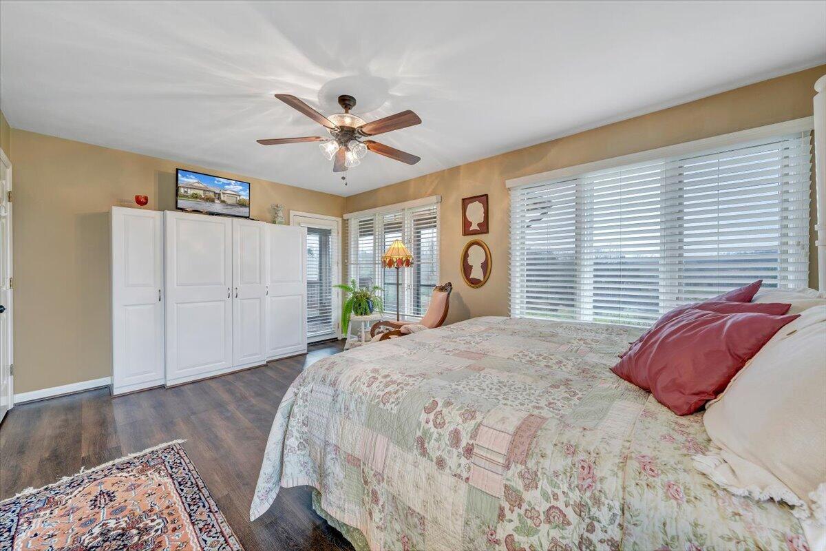 66 Scarlet Street Hardy, VA 24101 - Photo 29 of 72 a spacious bedroom with a bed and a window