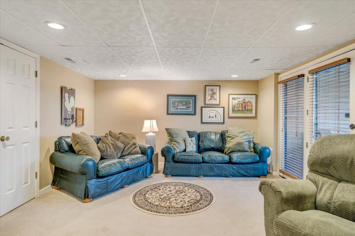 66 Scarlet Street Hardy, VA 24101 - Photo 50 of 72 a living room with furniture rug and window