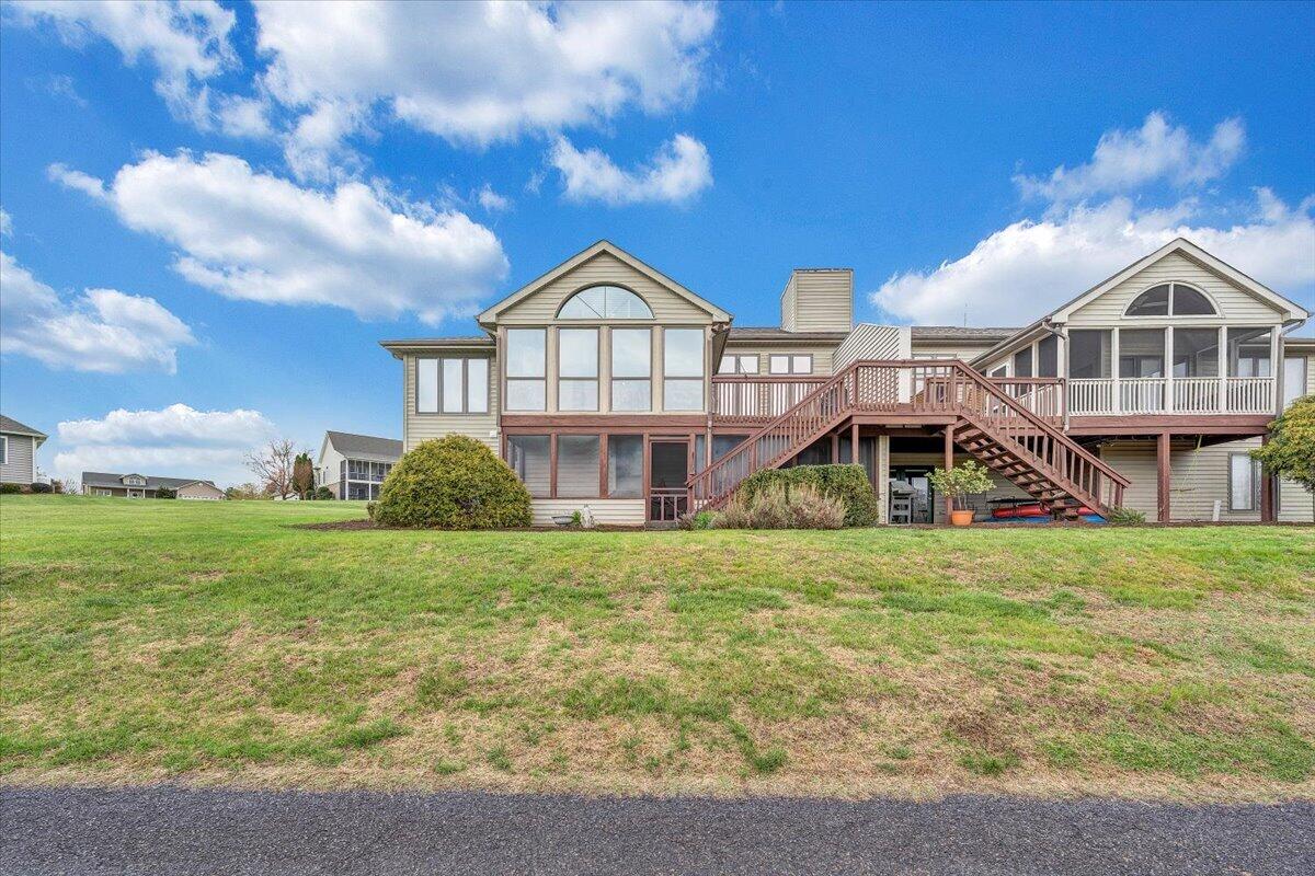 66 Scarlet Street Hardy, VA 24101 - Photo 63 of 72 a front view of a house with a yard
