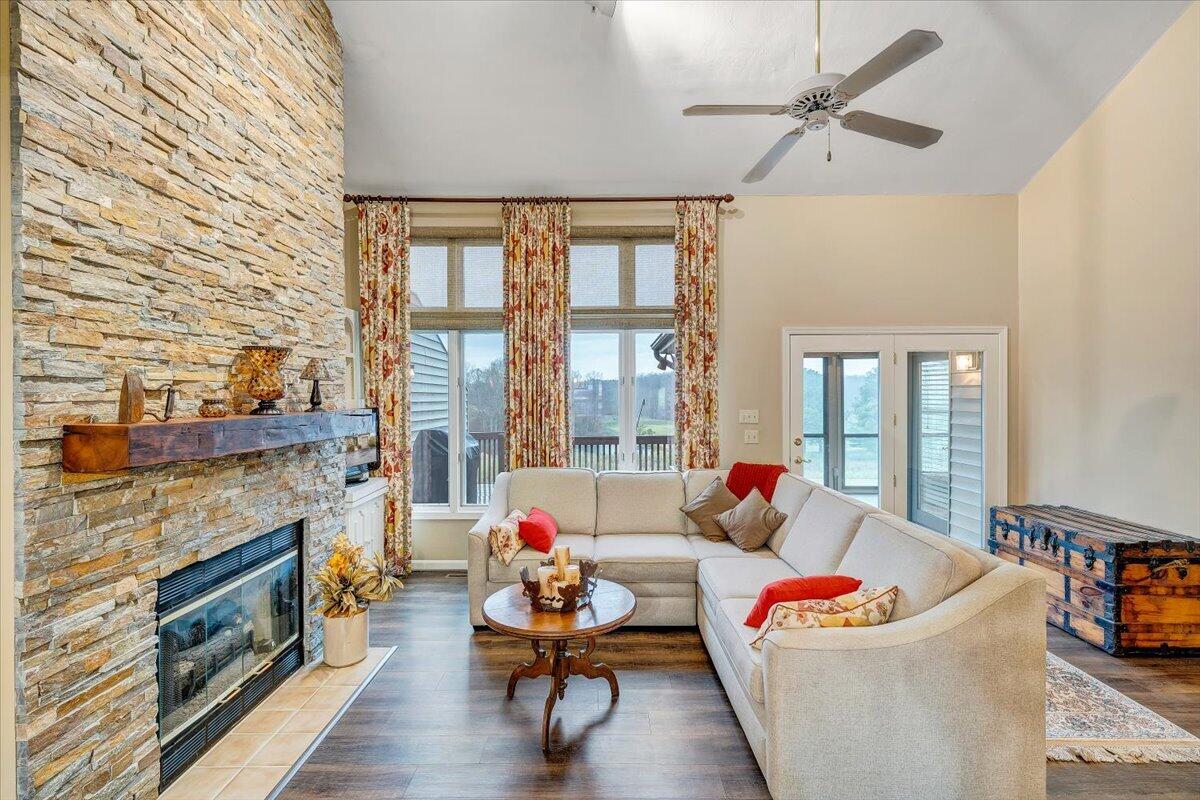 66 Scarlet Street Hardy, VA 24101 - Photo 7 of 72 a living room with furniture and a fireplace