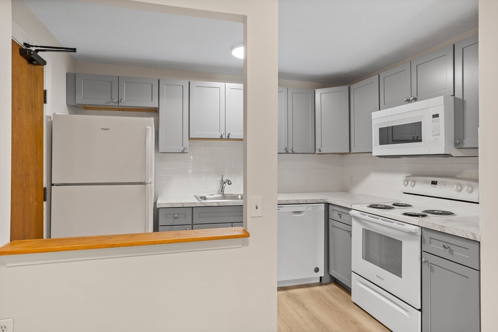 17 Davis Road, Unit C15 Acton, MA 01720 - Photo 15 of 31 Gallery Image 15