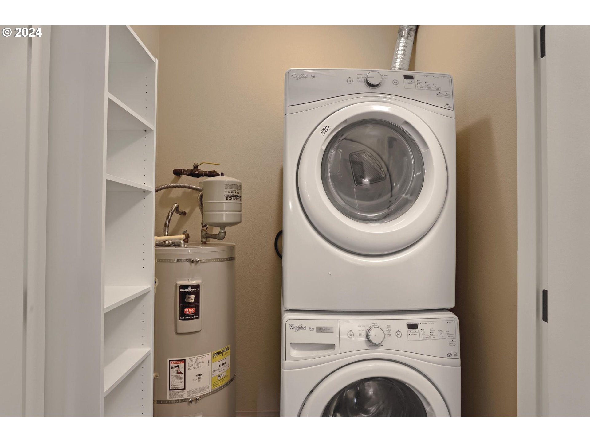 13925 Southwest Meridian Street, Unit 302 Beaverton, OR 97005 - Photo 17 of 25