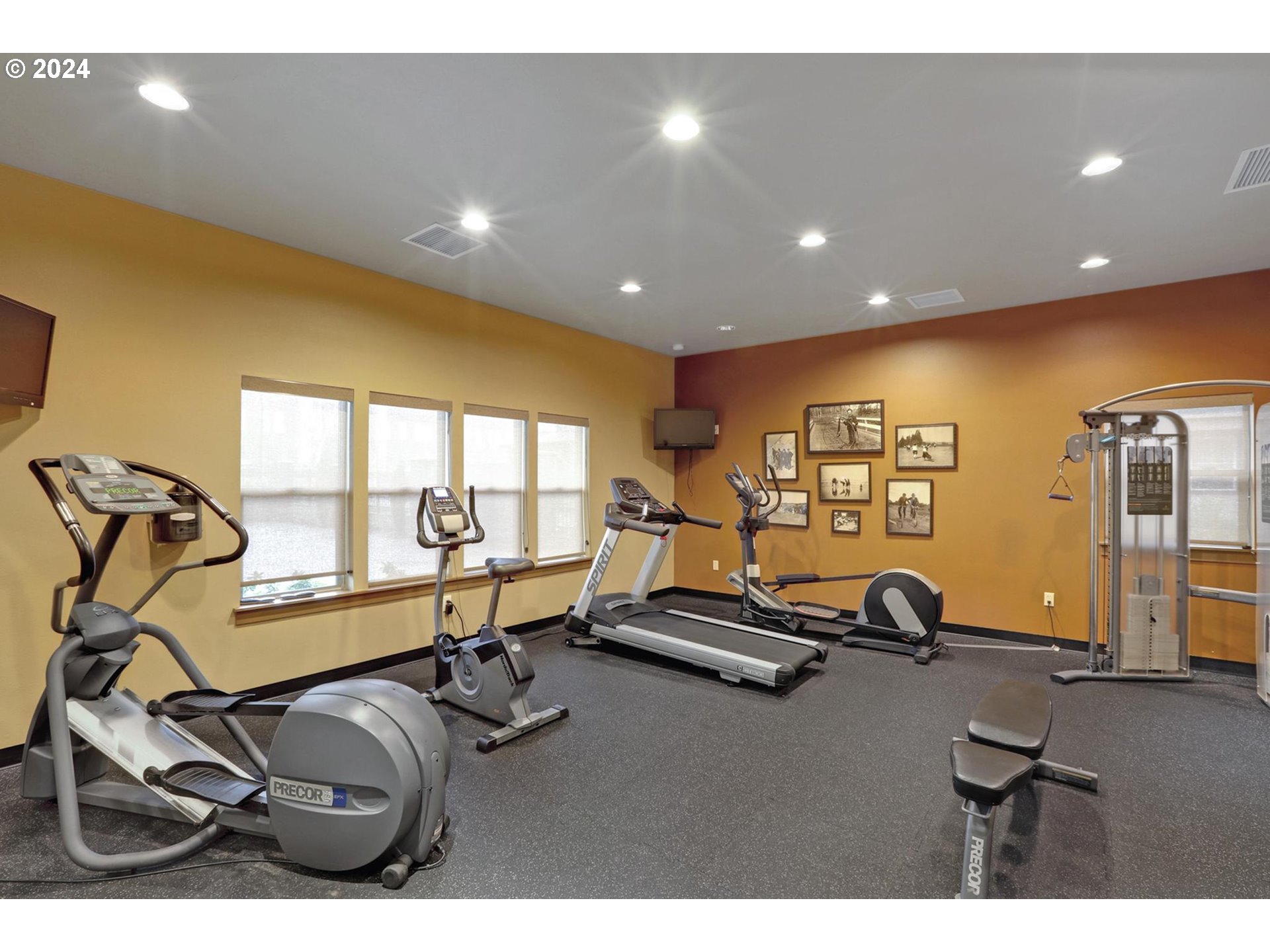 13925 Southwest Meridian Street, Unit 302 Beaverton, OR 97005 - Photo 21 of 25