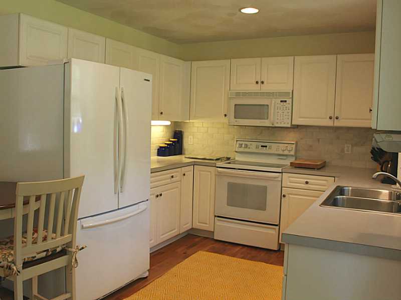 99 Weaver Road North Kingstown, RI 02852 - Photo 6 of 25 Exterior Front.