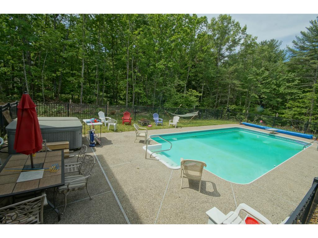 44 Croft Lane Chester, NH 03036 - Photo 11 of 35