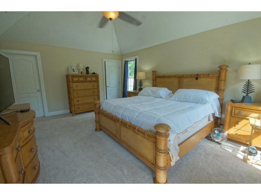 44 Croft Lane Chester, NH 03036 - Photo 16 of 35