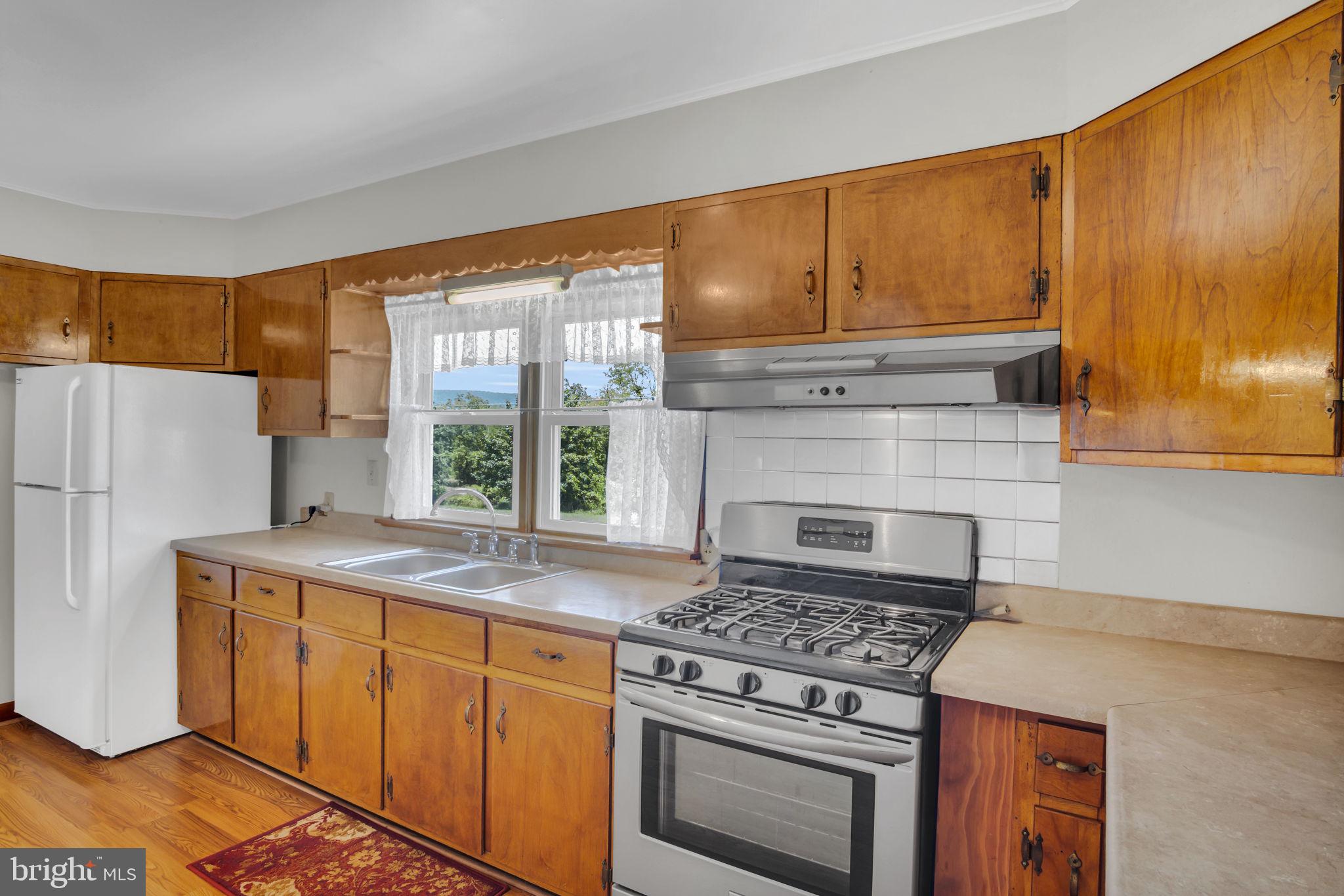 940 Longs Gap Road Carlisle, PA 17013 - Photo 9 of 24 Gallery Image 9