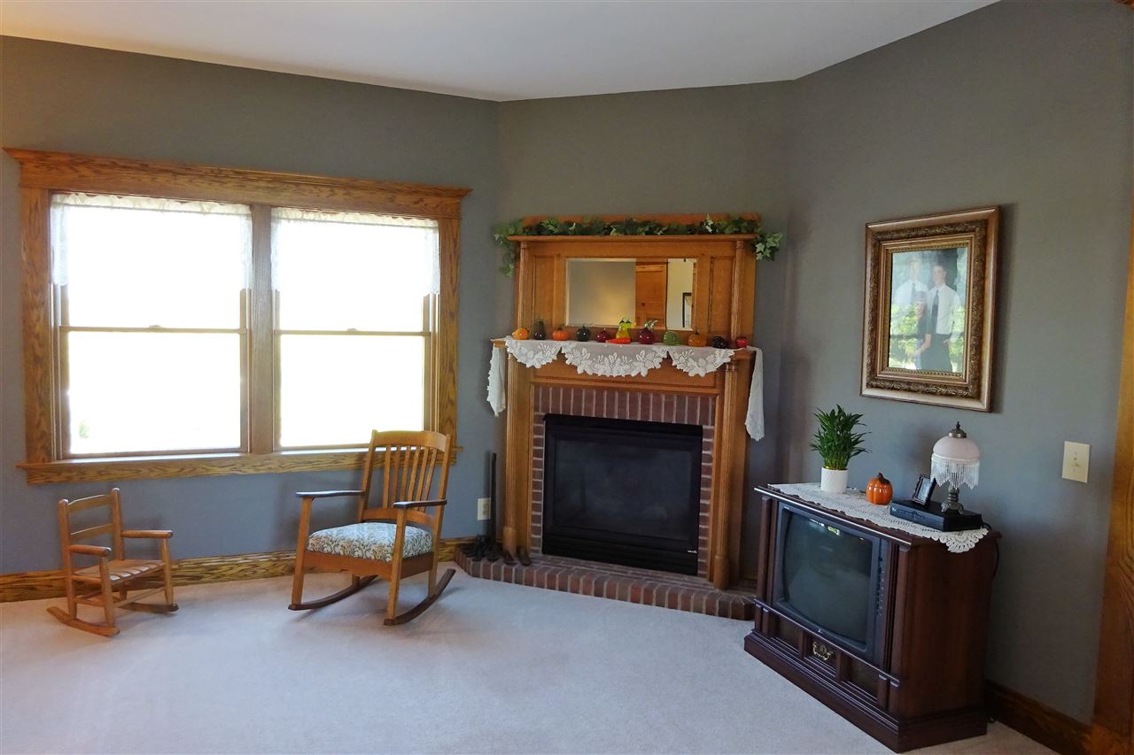 9301 Highway 25 Rochester, IN 46975 - Photo 4 of 34