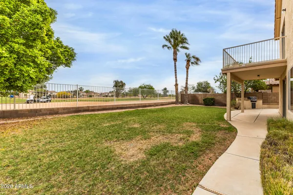 $550,000 | 1411 South Western Skies Drive, Gilbert, AZ 85296