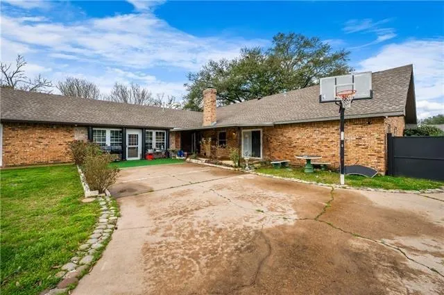 $375,000 | 4819 Westgarden Boulevard, Alexandria, LA 71303