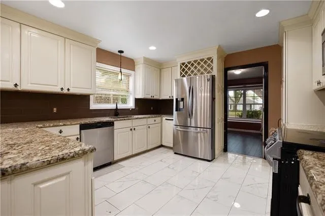 $375,000 | 4819 Westgarden Boulevard, Alexandria, LA 71303