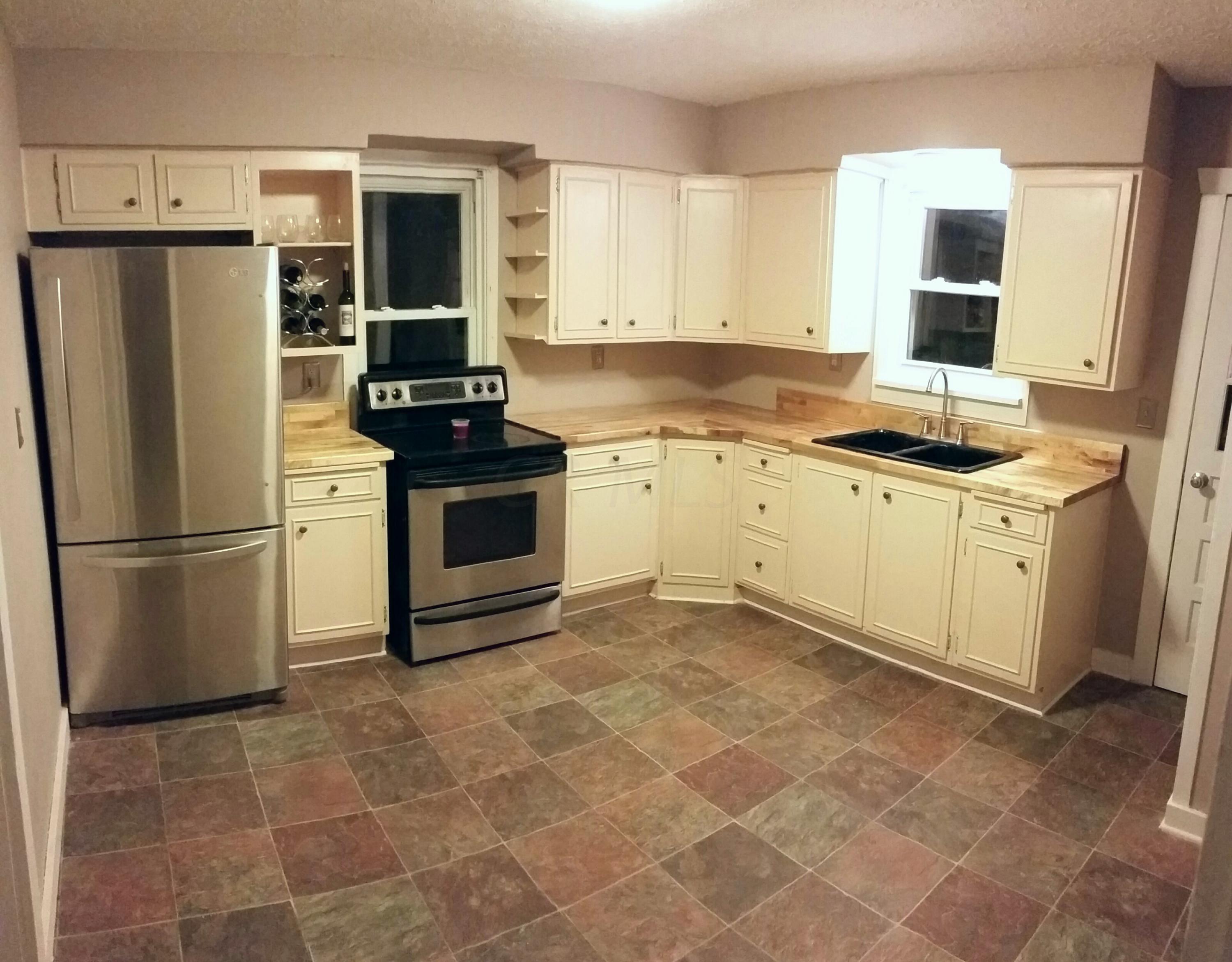 1405 Coonpath Road Northwest Lancaster, OH 43130 - Photo 7 of 21