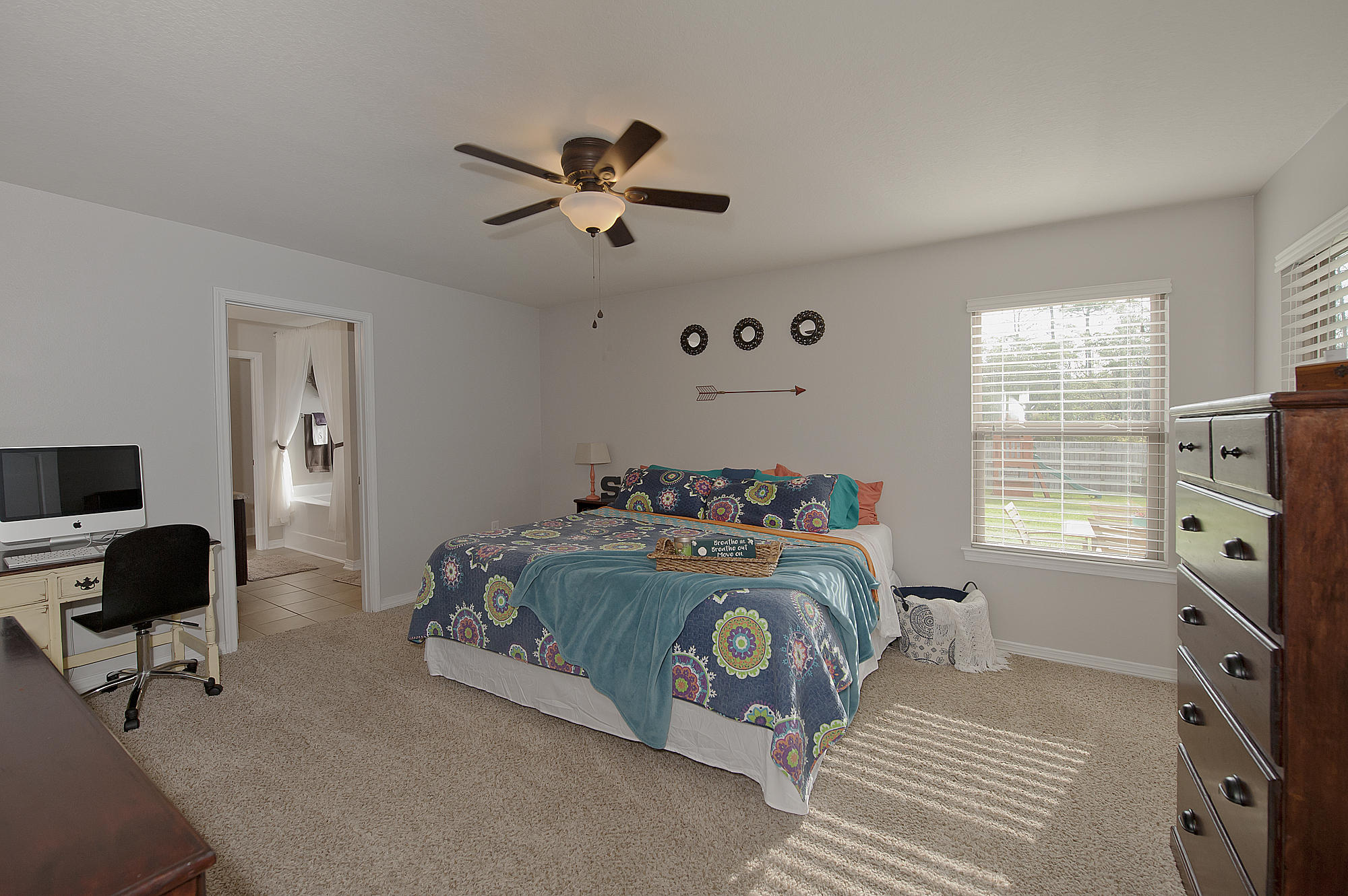 2282 Duncan Ridge Drive Navarre, FL 32566 - Photo 7 of 21 Gallery Image 7